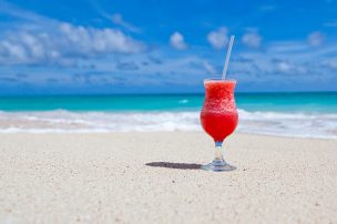 beach-84533_640